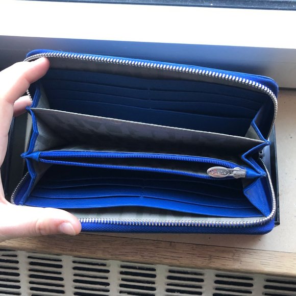 Furla - Blue Ostrich Leather Wallet - Picture 2 of 3